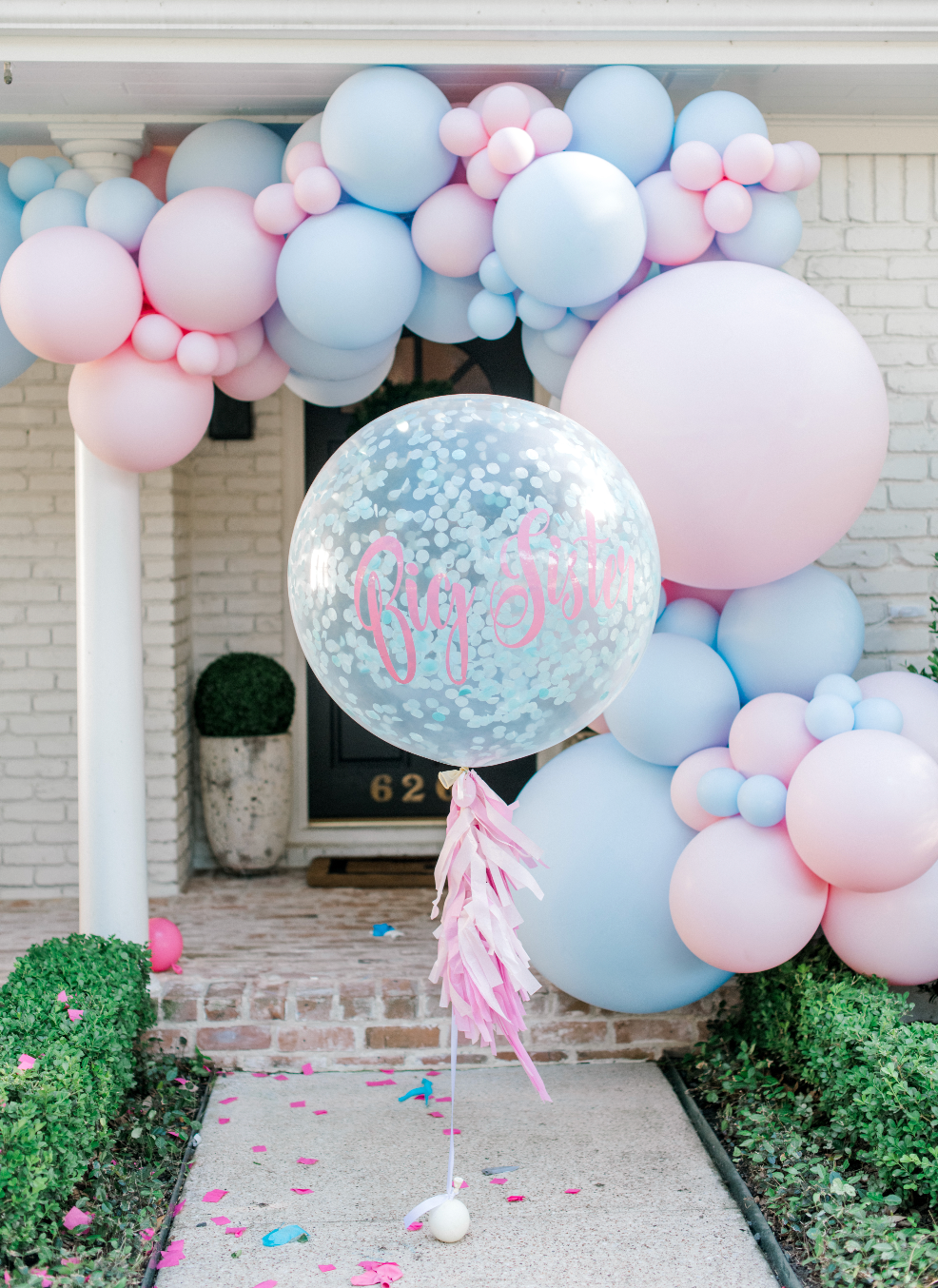 Custom Confetti Jumbo Balloon - Delivery